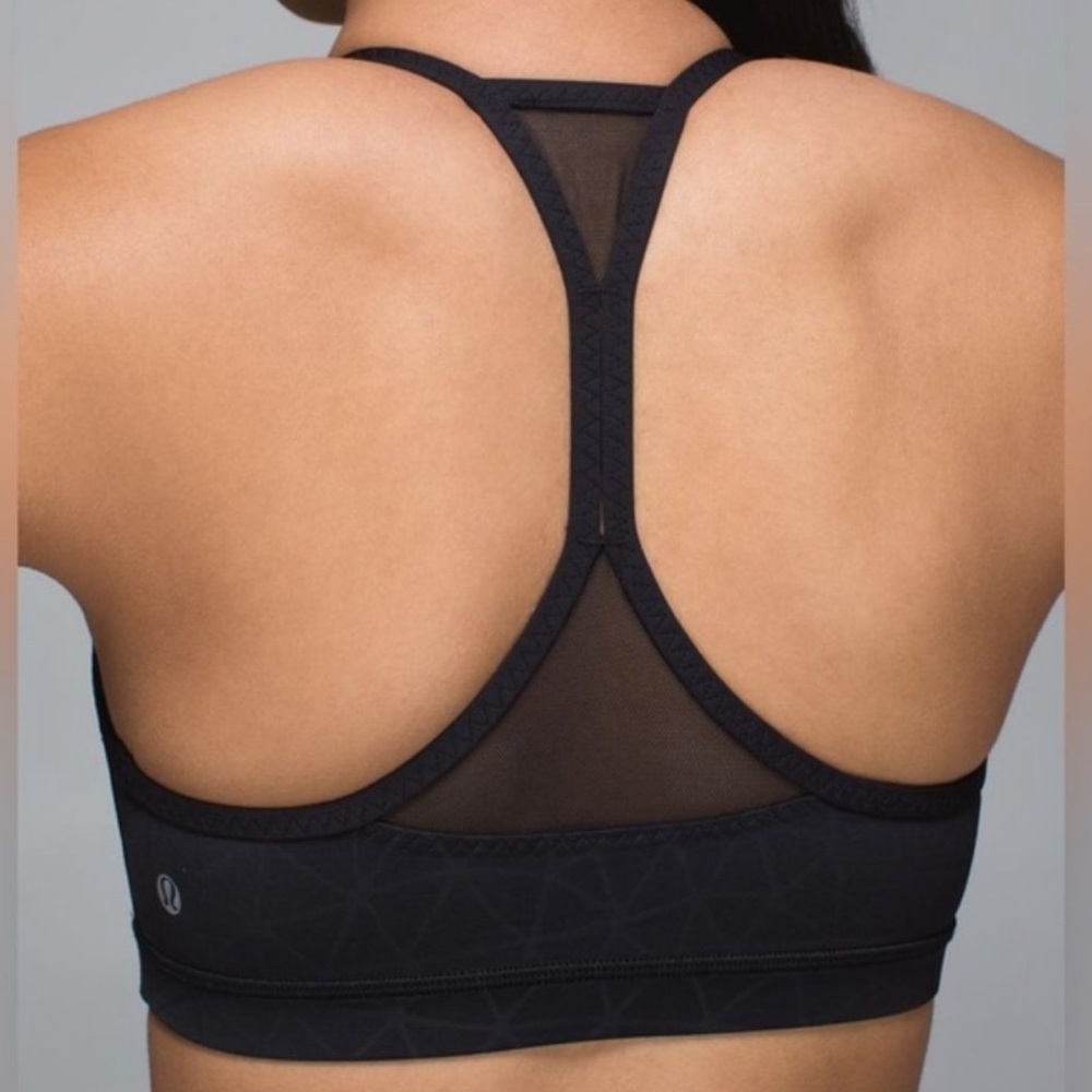 Lululemon Pedal Pace Bra Dream Catcher Embossed Black size 4 - Picture 2 of 4
